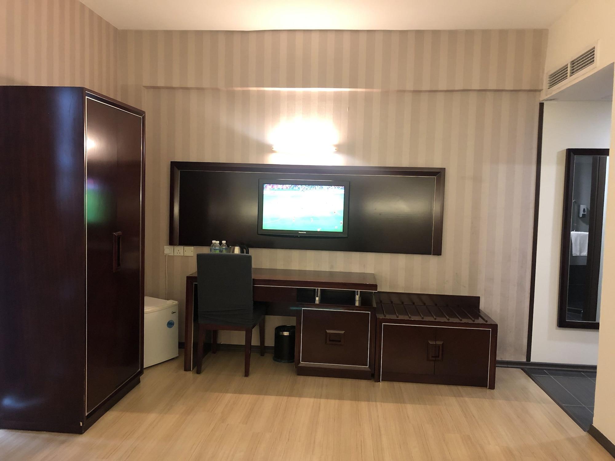 Pariss Hotel Johor Bahru Exterior foto