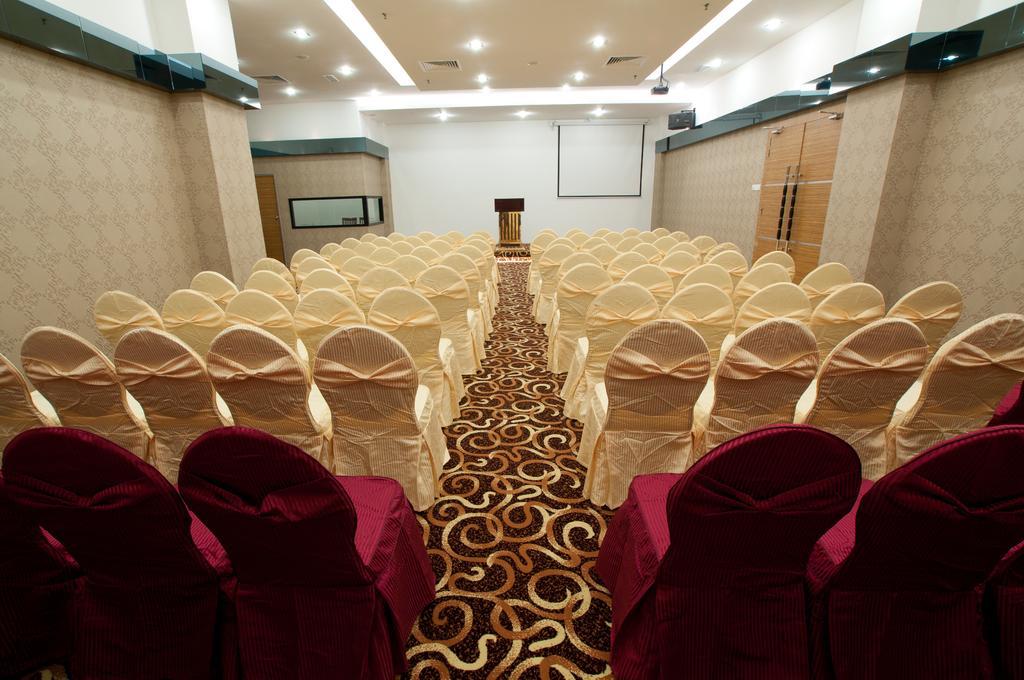 Pariss Hotel Johor Bahru Exterior foto