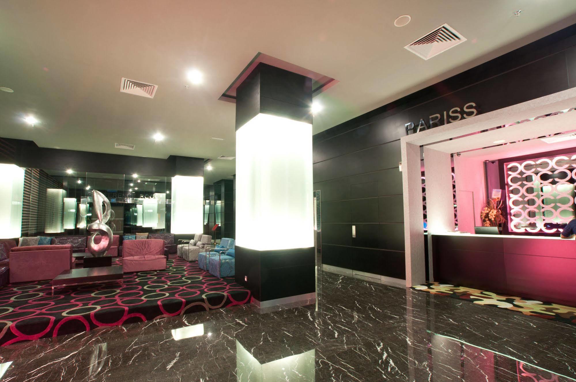 Pariss Hotel Johor Bahru Exterior foto